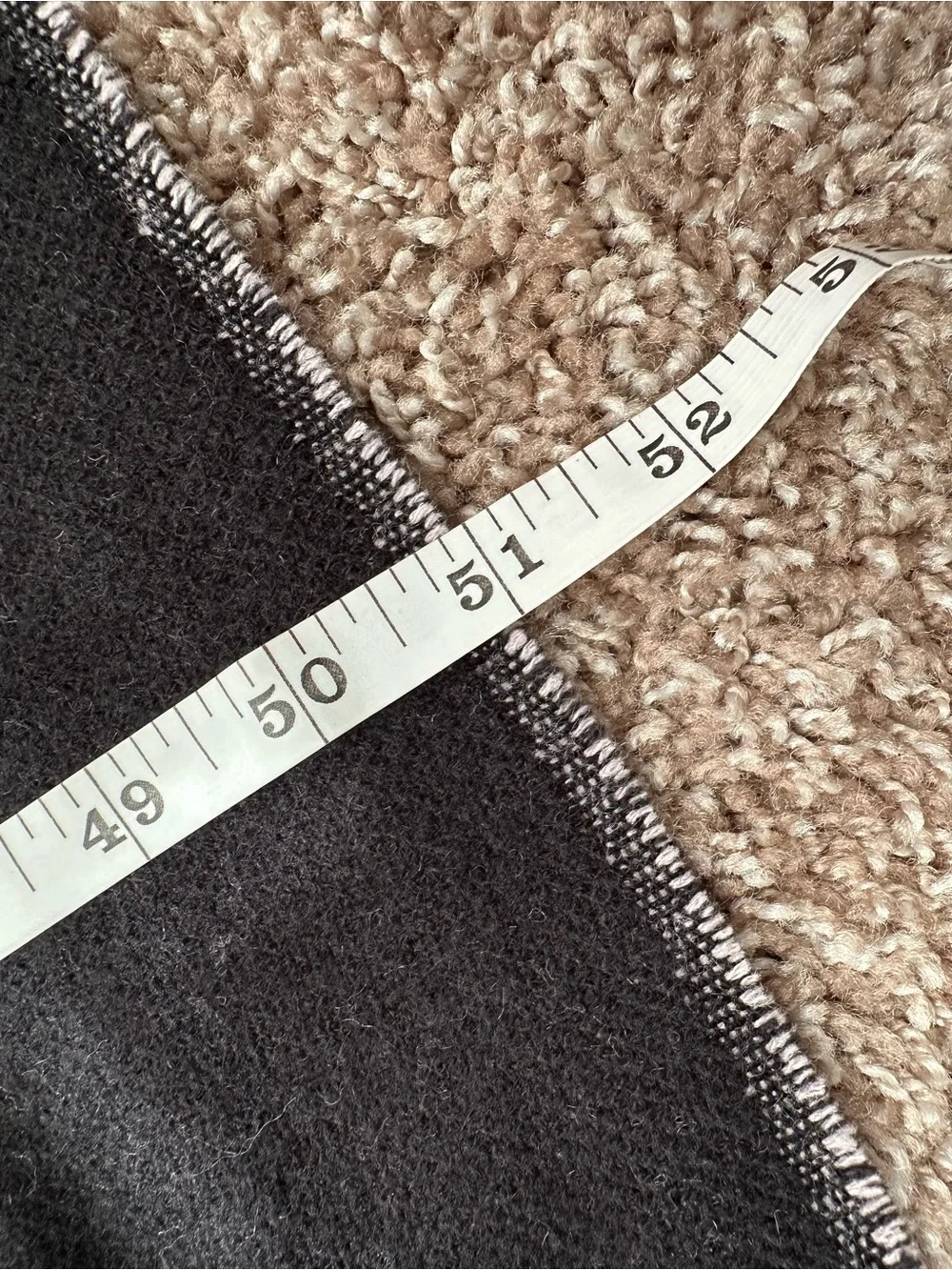 VS LUXURY THROW